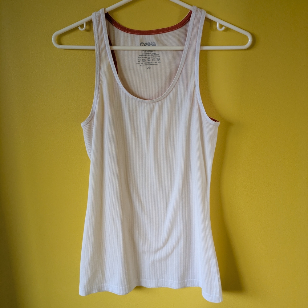 Top Women’s Scoop Neck Tank Top - White with Pink Trim